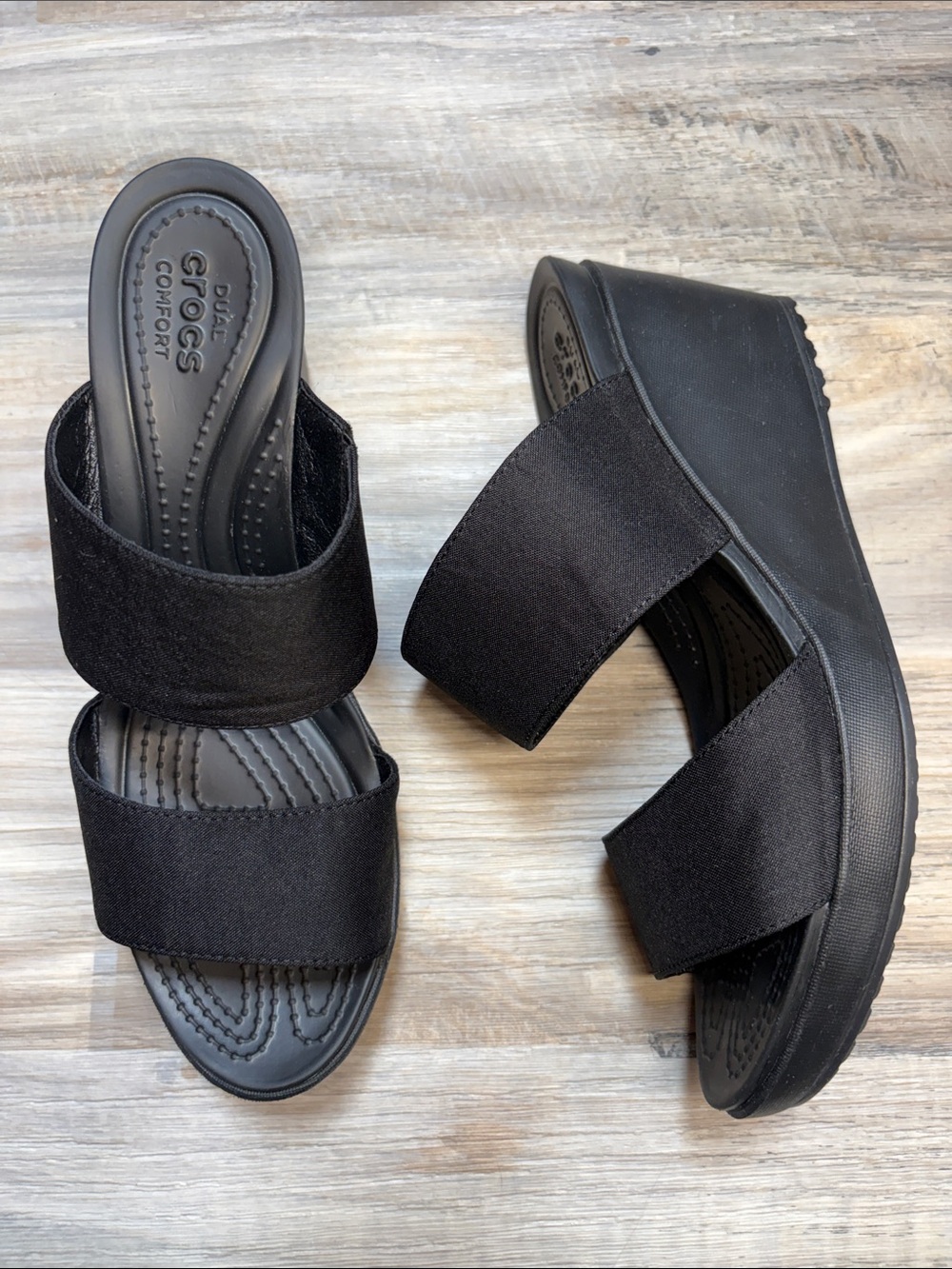 Crocs Leigh 2 Slip on Wedge Sandal